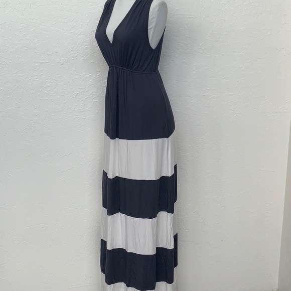 Go Couture Grey White Stripe Maxi Dress Long Empire Stretch Boho Beach - Picture 5 of 8